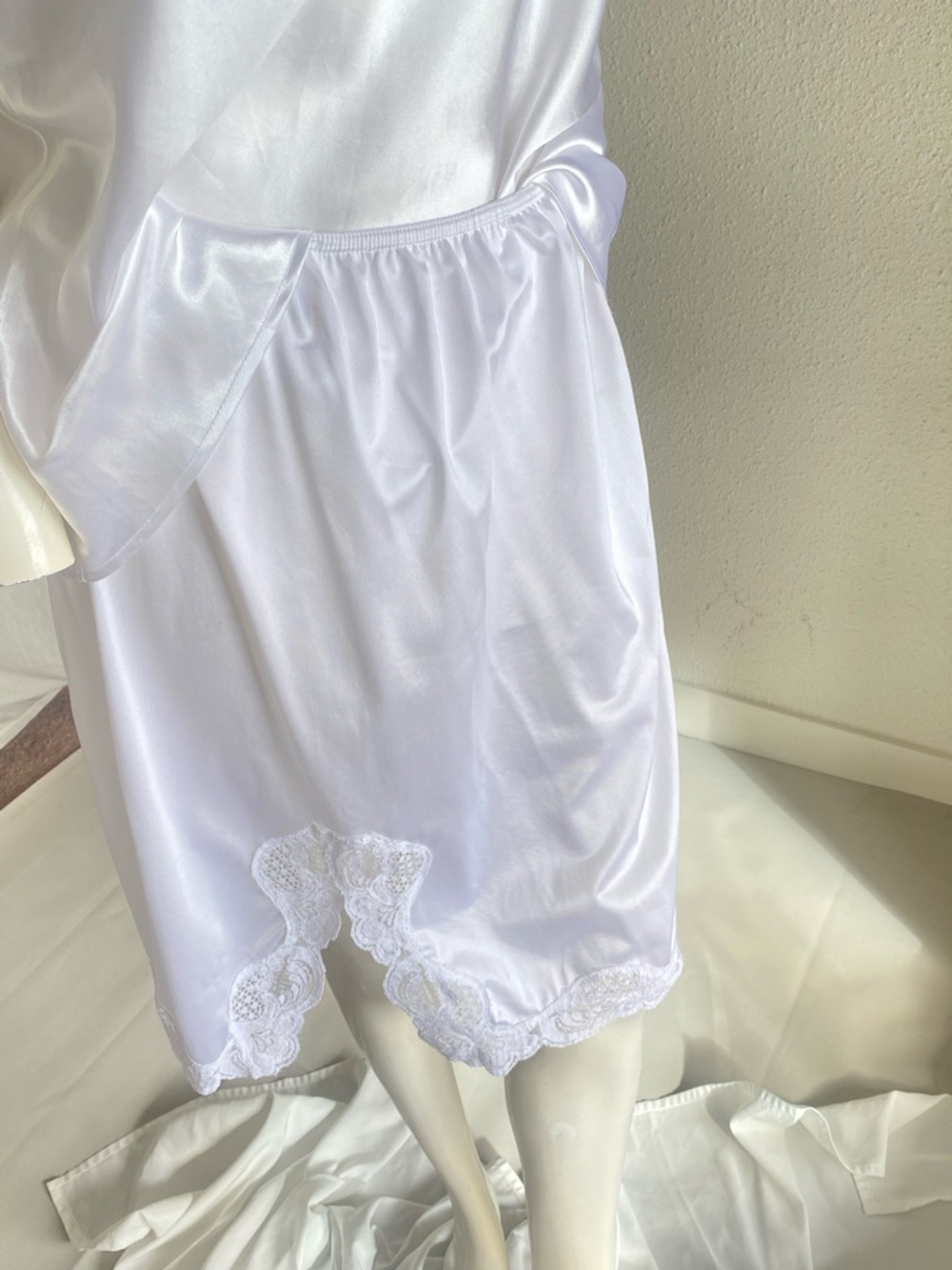 Caroll Reed White Half Slip with Lace Trim - Women's Intimates